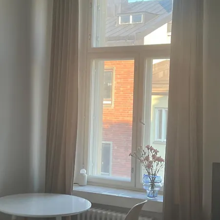 Elegant In Down Town Apartman