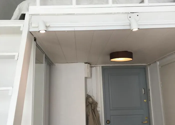 Elegant In Down Town * Ελσίνκι